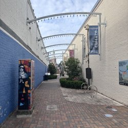 Church Alley Cafe & Bistro