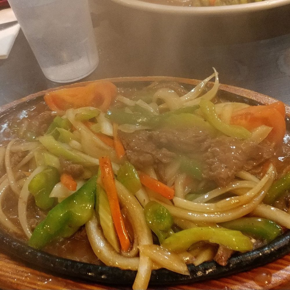 Eagle Cafe - Sizzling beef stir fry - Breakfast & Brunch Near Me - Honolulu, Hawaii Eagle Cafe - Sizzling beef stir fry - Breakfast & Brunch Near Me - Honolulu, Hawaii
