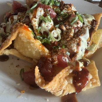 Restaurant 604 - Poke nachos - Breakfast & Brunch Near Me - Honolulu, Hawaii