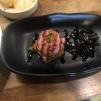 Temakase Hand Roll Bar - 2nd Ave - Spicy Tuna Crispy Rice - Sushi Bars Near Me - New York, New York