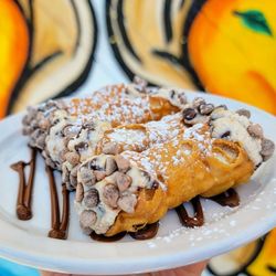 1803 Desserts - Main - Mini Cannoli