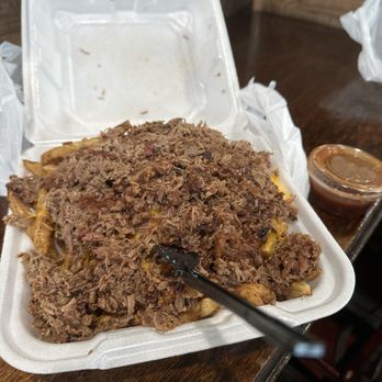 Triple J's Smokehouse - Ravens Bowl !!!! Good and definitely recommend !!! I couldn't finish this !! - Barbeque Near Me - Houston, Texas Triple J's Smokehouse - Ravens Bowl !!!! Good and definitely recommend !!! I couldn't finish this !! - Barbeque Near Me - Houston, Texas