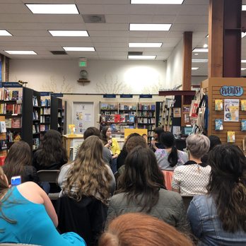 Books - Very spacious event! - Bookstores Near Me - Alameda, California