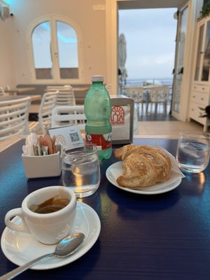 Bar del Sole by null