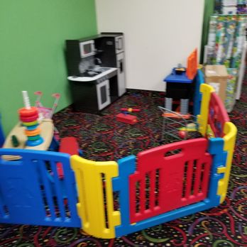 Kremer's Toy and Hobby - Kids play area - Arts & Crafts Near Me - Albertville, Minnesota