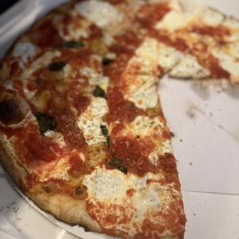 Juliana's - One half was extra mozzarella.. - Pizza Near Me - Brooklyn, New York Juliana's - One half was extra mozzarella.. - Pizza Near Me - Brooklyn, New York
