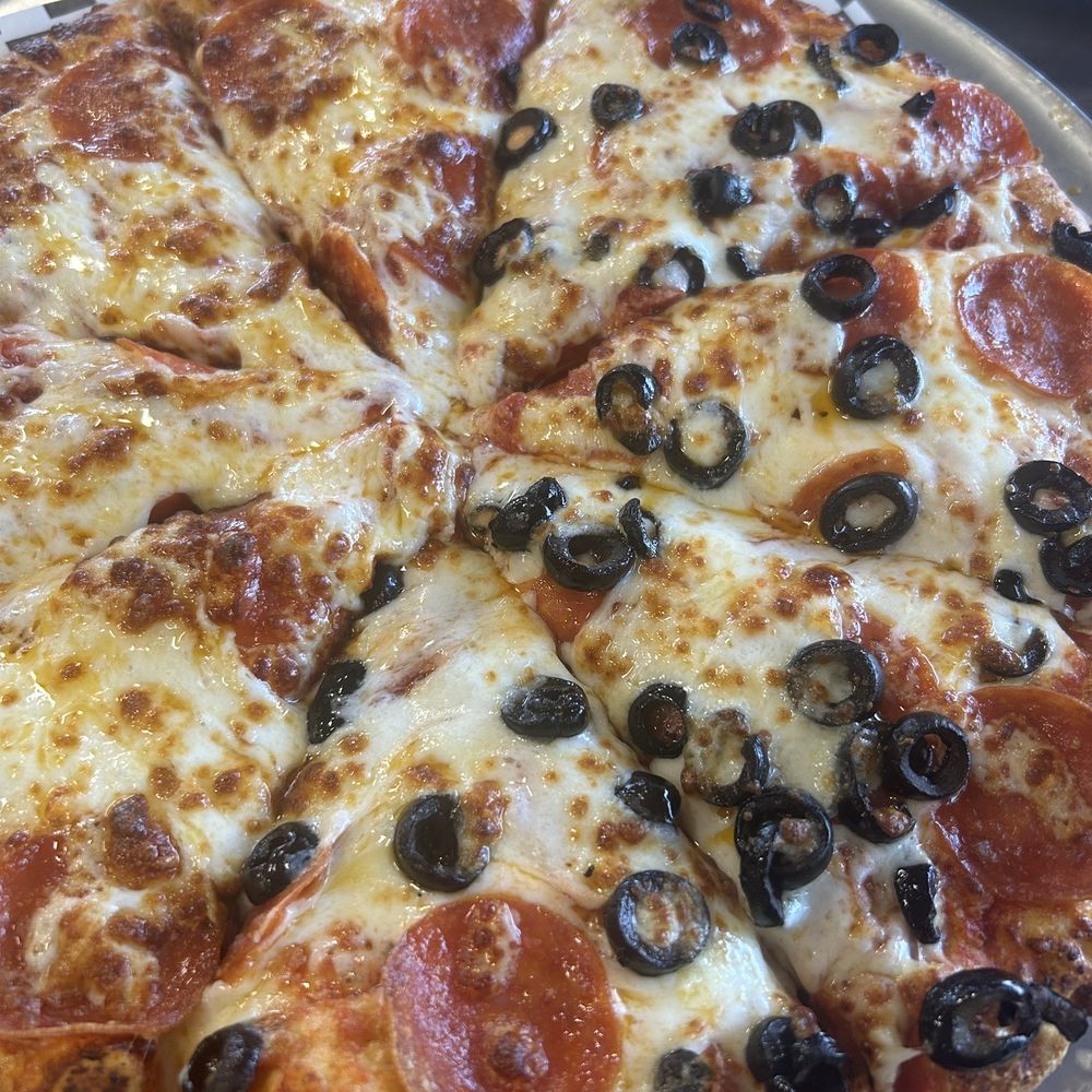 Pizza Bro's - Best tasting pizza - Pizza Near Me - Visalia, California Pizza Bro's - Best tasting pizza - Pizza Near Me - Visalia, California