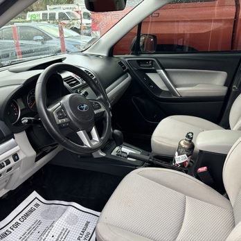 AutoPrada - Front of interior vehicle after mold remediation. - Auto Detailing Near Me - Portland, Oregon AutoPrada - Front of interior vehicle after mold remediation. - Auto Detailing Near Me - Portland, Oregon