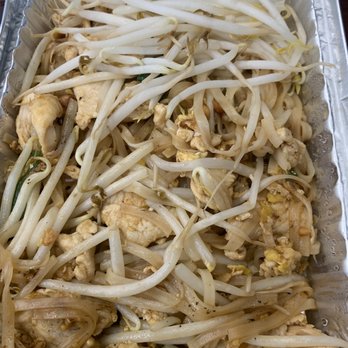 Thai Corner Bistro - Chicken Pad Thai - Thai Near Me - Wayne, New Jersey