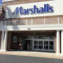 Marshalls - Outside