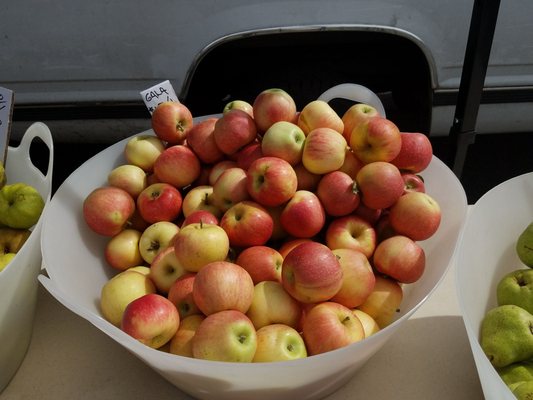 Los Ranchos Growers' Market by null