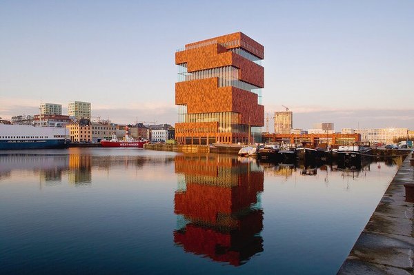 U Eat & Sleep Antwerp by null