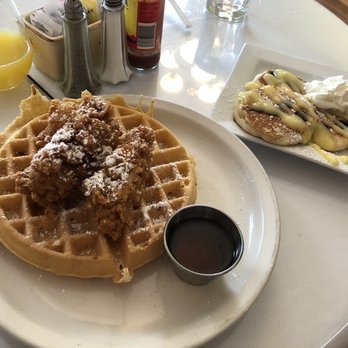 417 Union - Chicken and Waffles and Lemon Blueberry Silver Dollar Pancakes - Breakfast & Brunch Near Me - Nashville, Tennessee 417 Union - Chicken and Waffles and Lemon Blueberry Silver Dollar Pancakes - Breakfast & Brunch Near Me - Nashville, Tennessee