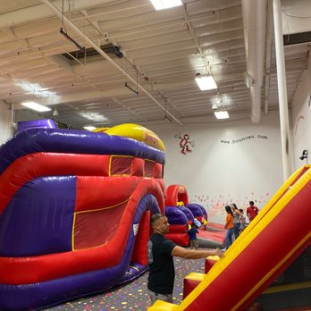BounceU Orange - Jump house - Kids Activities Near Me - Orange, California