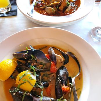 Macaluso's Italian Restaurant - Vongole Saltate and Mussels Saltate - Italian Near Me - Ruston, Washington Macaluso's Italian Restaurant - Vongole Saltate and Mussels Saltate - Italian Near Me - Ruston, Washington