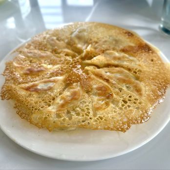 Tai He Ju - Pan fried B1. Beef with Vermicelli Pan Fried Dumpling 10pcs - Chinese Near Me - El Monte, California