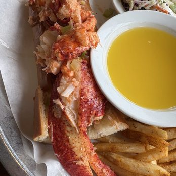 Sam's Chowder House - Close up of naked lobster roll - Seafood Near Me - Half Moon Bay, California