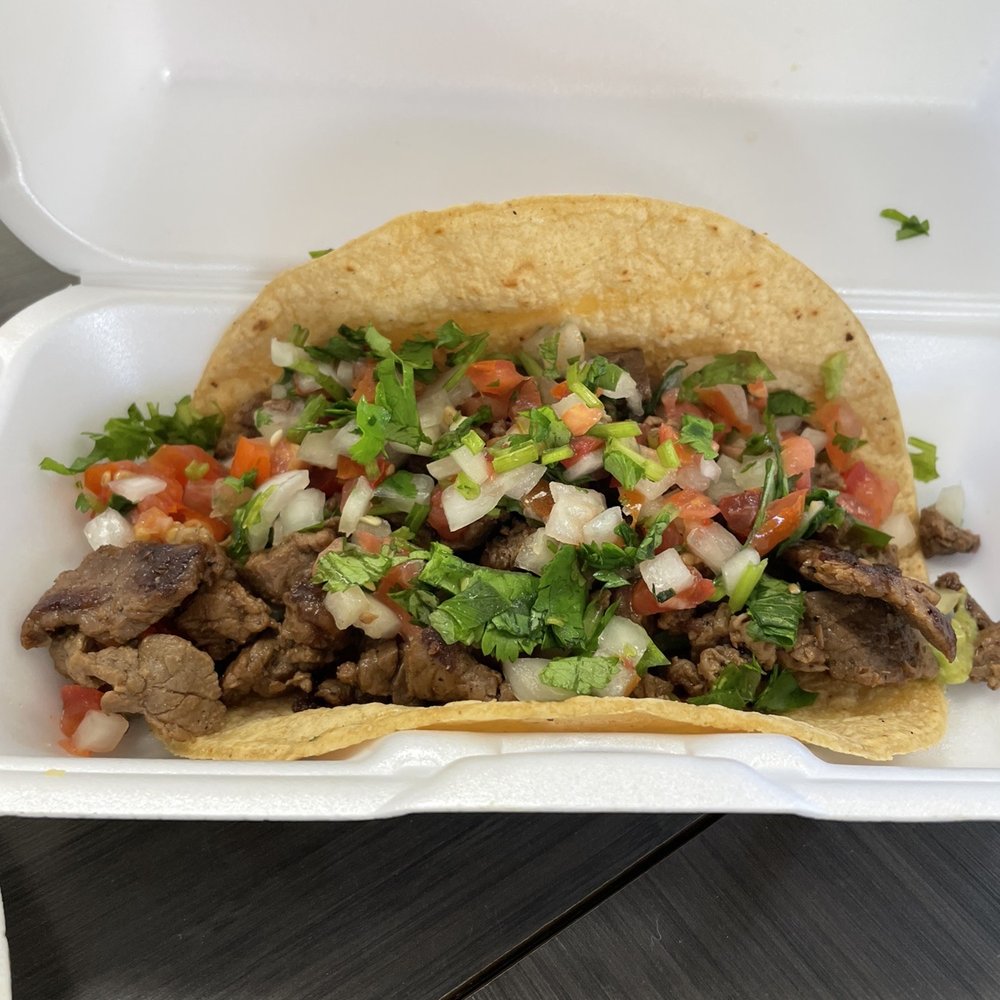 Albertaco’s Mexican Food - Carne asada taco - Mexican Near Me - Blythe, California