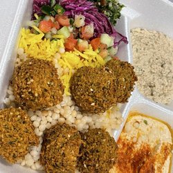 Eli's Jerusalem Grill - Vegetarian/Vegan Plate