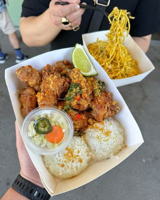 Mama Hieu's by null
