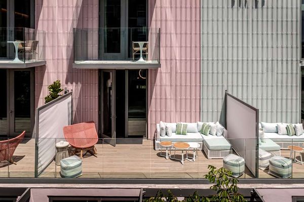 The Ray Hotel Delray Beach, Curio Collection by Hilton by null