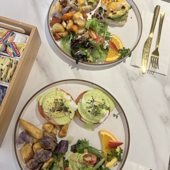 Taste & Glory - Classic Benedict & Chipotle Benedict - Breakfast & Brunch Near Me - San Mateo, California Taste & Glory - Classic Benedict & Chipotle Benedict - Breakfast & Brunch Near Me - San Mateo, California