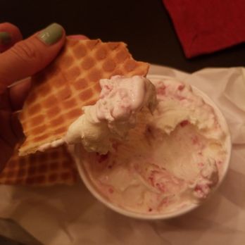 Cold Stone Creamery - The waffle cone is a fantastic dipper!! - Ice Cream & Frozen Yogurt Near Me - Tampa, Florida Cold Stone Creamery - The waffle cone is a fantastic dipper!! - Ice Cream & Frozen Yogurt Near Me - Tampa, Florida