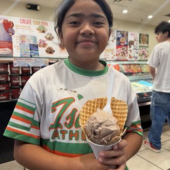 Cold Stone Creamery - Chocolate in a waffle cone - Ice Cream & Frozen Yogurt Near Me - Tigard, Oregon