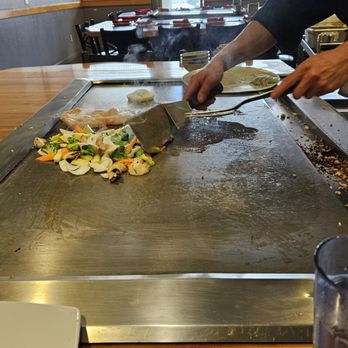 Ichiban Teppanyaki & Sushi - Cooking - Sushi Bars Near Me - Manteca, California Ichiban Teppanyaki & Sushi - Cooking - Sushi Bars Near Me - Manteca, California