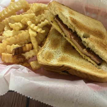 Jack's Barbecue - Fried Bologna Sandwich with mustard! - Barbeque Near Me - Gibsonville, North Carolina Jack's Barbecue - Fried Bologna Sandwich with mustard! - Barbeque Near Me - Gibsonville, North Carolina