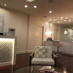 La Chelé Medical Aesthetics and Wellness - Front desk area