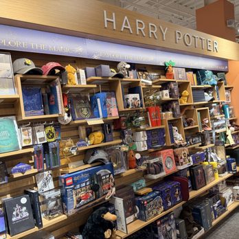 Barnes & Noble - Bookstores Near Me - Phoenix, Arizona