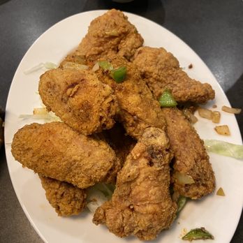 Cô Đô Hue - Fried chicken wings - Vietnamese Near Me - Edmonton, Alberta Cô Đô Hue - Fried chicken wings - Vietnamese Near Me - Edmonton, Alberta