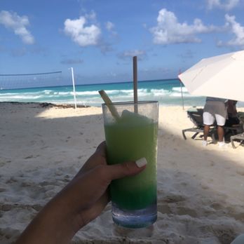 Sun Palace Cancun - Electric thunder drink- very refreshing. - Hotels Near Me - Cancún, ROO