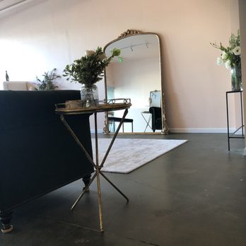 Sarah Seven - Showroom - Women's Clothing Near Me - Los Angeles, California Sarah Seven - Showroom - Women's Clothing Near Me - Los Angeles, California