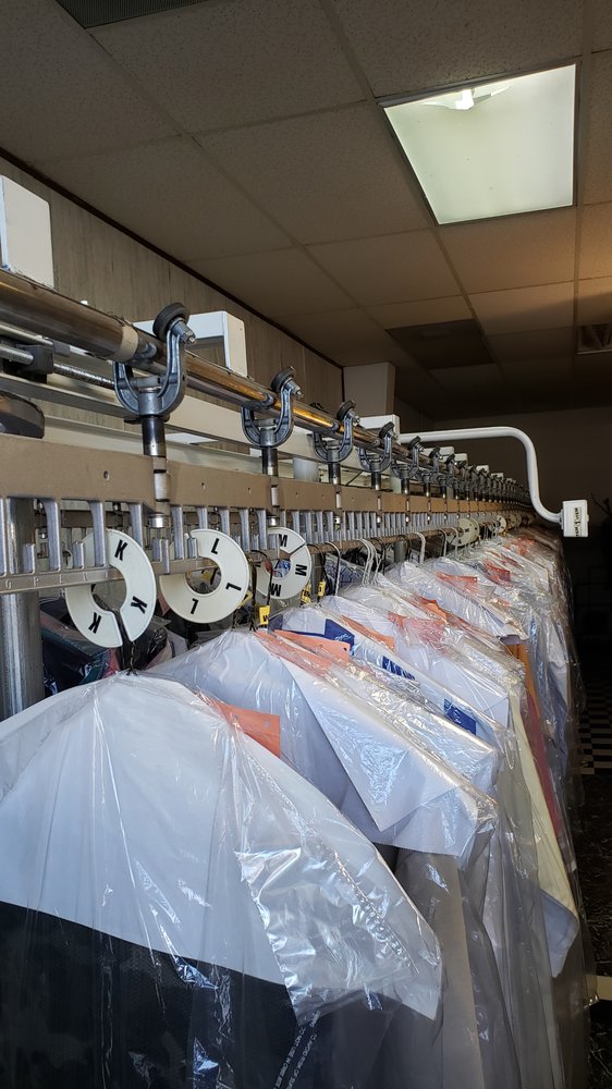 2.79 CLEANERS Updated July 2024 4130 Charles Hardy Pkwy, Dallas