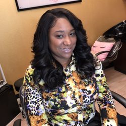 Prissy Beauty Bar - Lace closure install