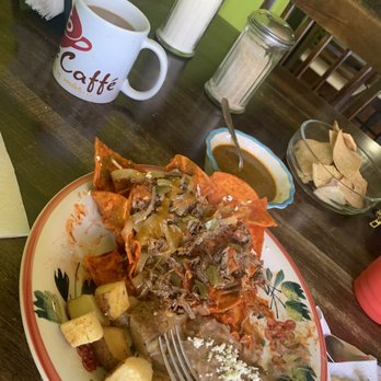 Passione Caffe - Chilaquilles Rojo con Machaca - Breakfast & Brunch Near Me - Rosarito, BCN