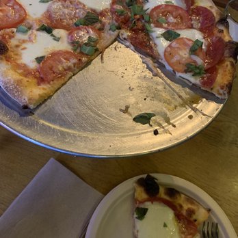 LouEddie's Pizza - Half margarita / half with pepperoni - Pizza Near Me - Skyforest, California