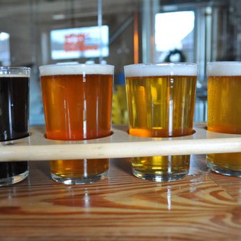Bright Ideas Brewing - Now *that's* what I call a sampler. (chocolate porter, 3x ipa, ipa, saison) - Breweries Near Me - North Adams, Massachusetts