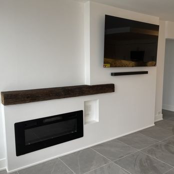 JST Remodeling - Custom living room accent wall - General Contractors Near Me JST Remodeling - Custom living room accent wall - General Contractors Near Me