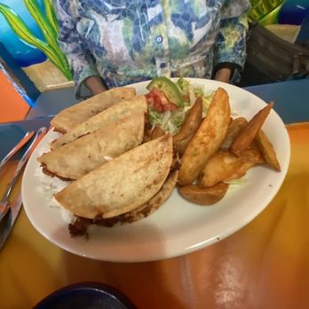 Mariscos La Playa - Dorado Cameron - Mexican Near Me - Santa Fe, New Mexico