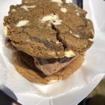 Cookies with an Accent - Latte cookies with milky chocolate ice cream - crispy and delicious! - Desserts Near Me - Huntersville, North Carolina