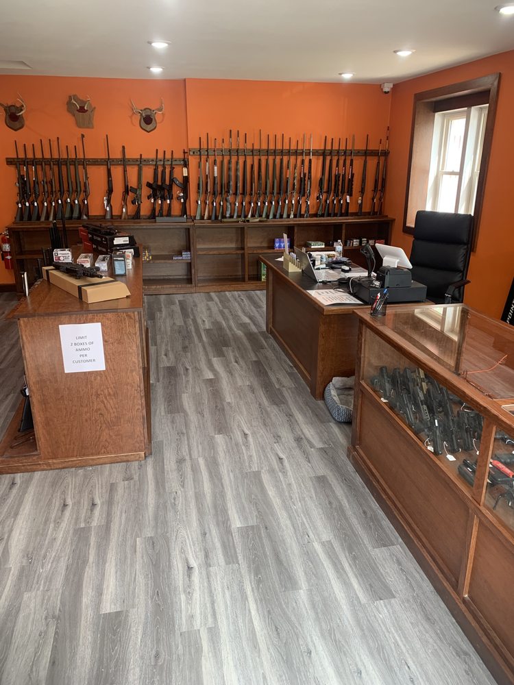 THE SMOKING GUN Updated June 2024 100 S Commercial St, Rockland, Wisconsin Guns & Ammo