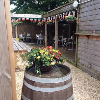 Cafe Mariana - Beer Garden - Italian Near Me - Kirkintilloch, EDU