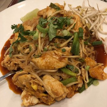 Lemon Grass Thai Kitchen - Pad thai - Thai Near Me - Riverview, Florida