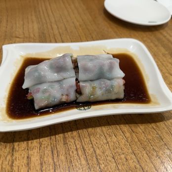 Tim Ho Wan - Steamed Rice Roll w BBq Pork - Dim Sum Near Me - Honolulu, Hawaii