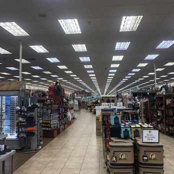 Buc-ee's - Gas Stations Near Me - New Braunfels, Texas