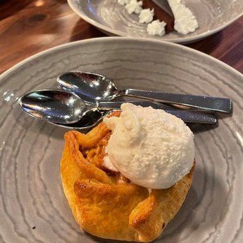 Water's Table - Dessert: apple crumble with vanilla gelato and chocolate fudge cake - New American Near Me - Renton, Washington