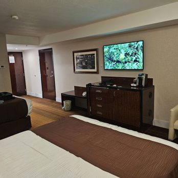 Rainbow Hotel & Casino - Hotels Near Me - West Wendover, Nevada Rainbow Hotel & Casino - Hotels Near Me - West Wendover, Nevada